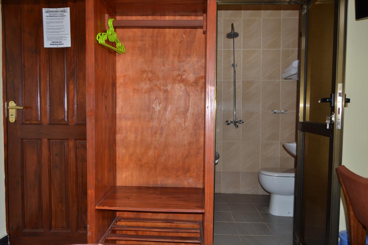 בגמויו Barcelona Lodge מראה חיצוני תמונה